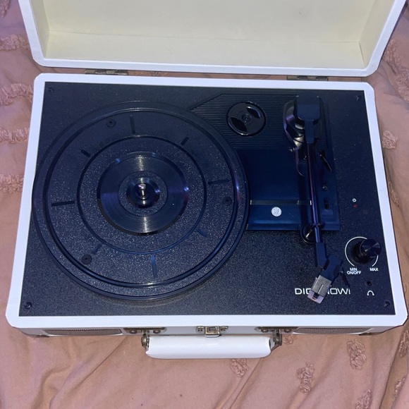 Accessories Its A White Digital Record Player With Built In Stereo